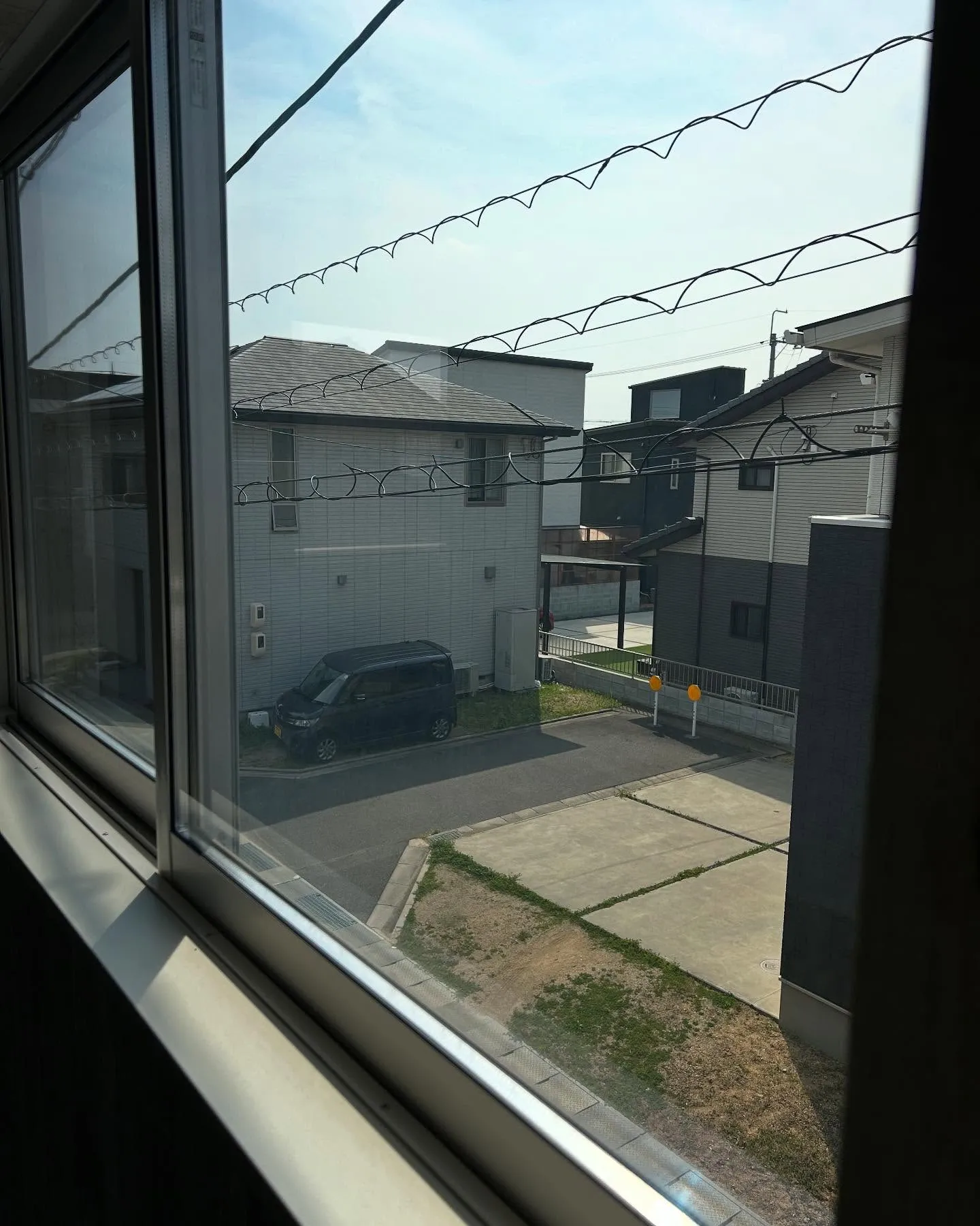 湿気•日差し対策で張られてる方は多いと思います！